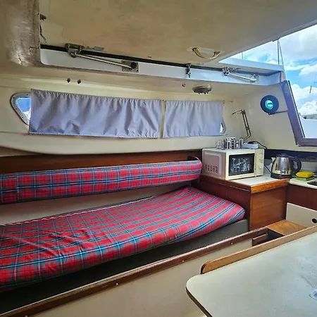 Botel Classic Boat 25 Belem Lissabon