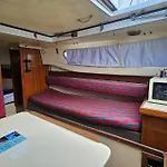 船上ホテル Classic Boat 25 Belem リスボン
