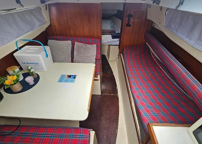 Ботель Classic Boat 25 Belem Лиссабон