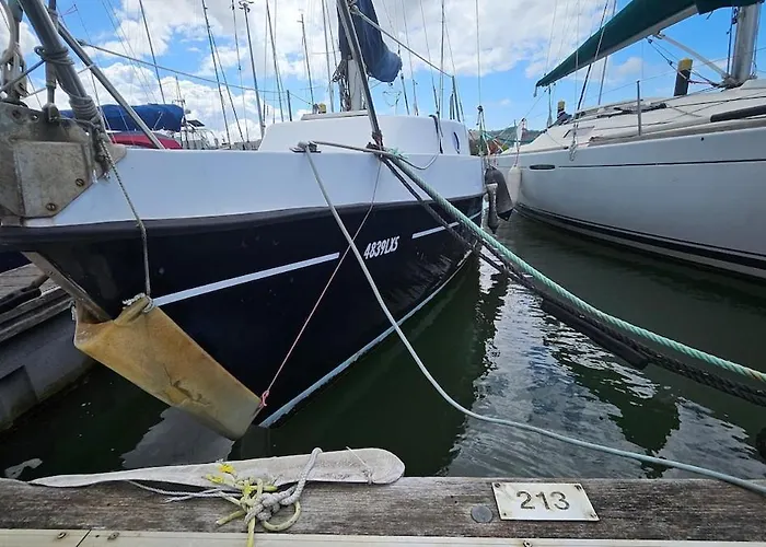 Classic Boat 25 Belem *